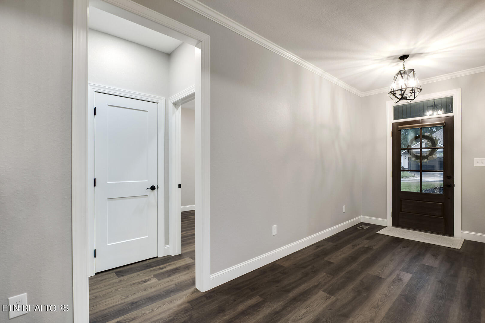 Loudon, Tennessee 37774, United States, 3 Bedrooms Bedrooms, ,2 BathroomsBathrooms,Residential,Active,13894