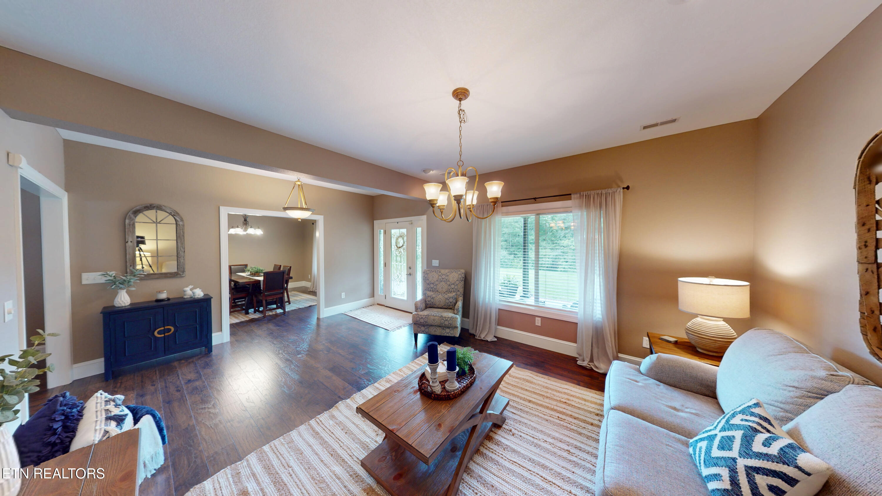 299 Boxwood Lane