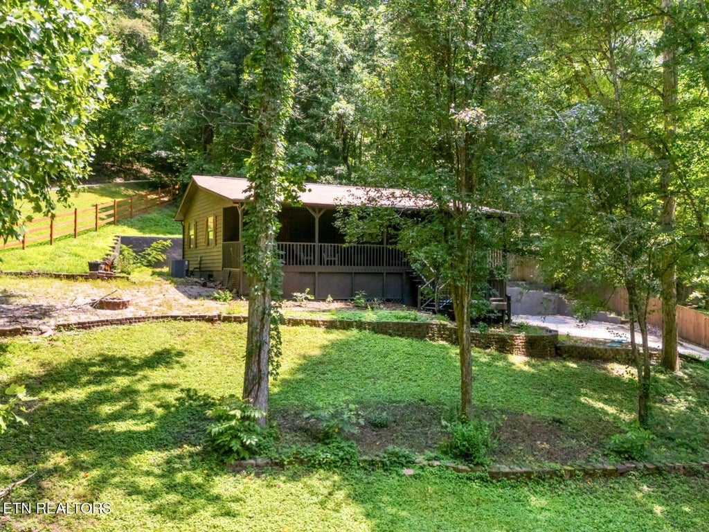 Photo of 806 Gamble Drive, Heiskell, TN 37754 (MLS # 1351061)