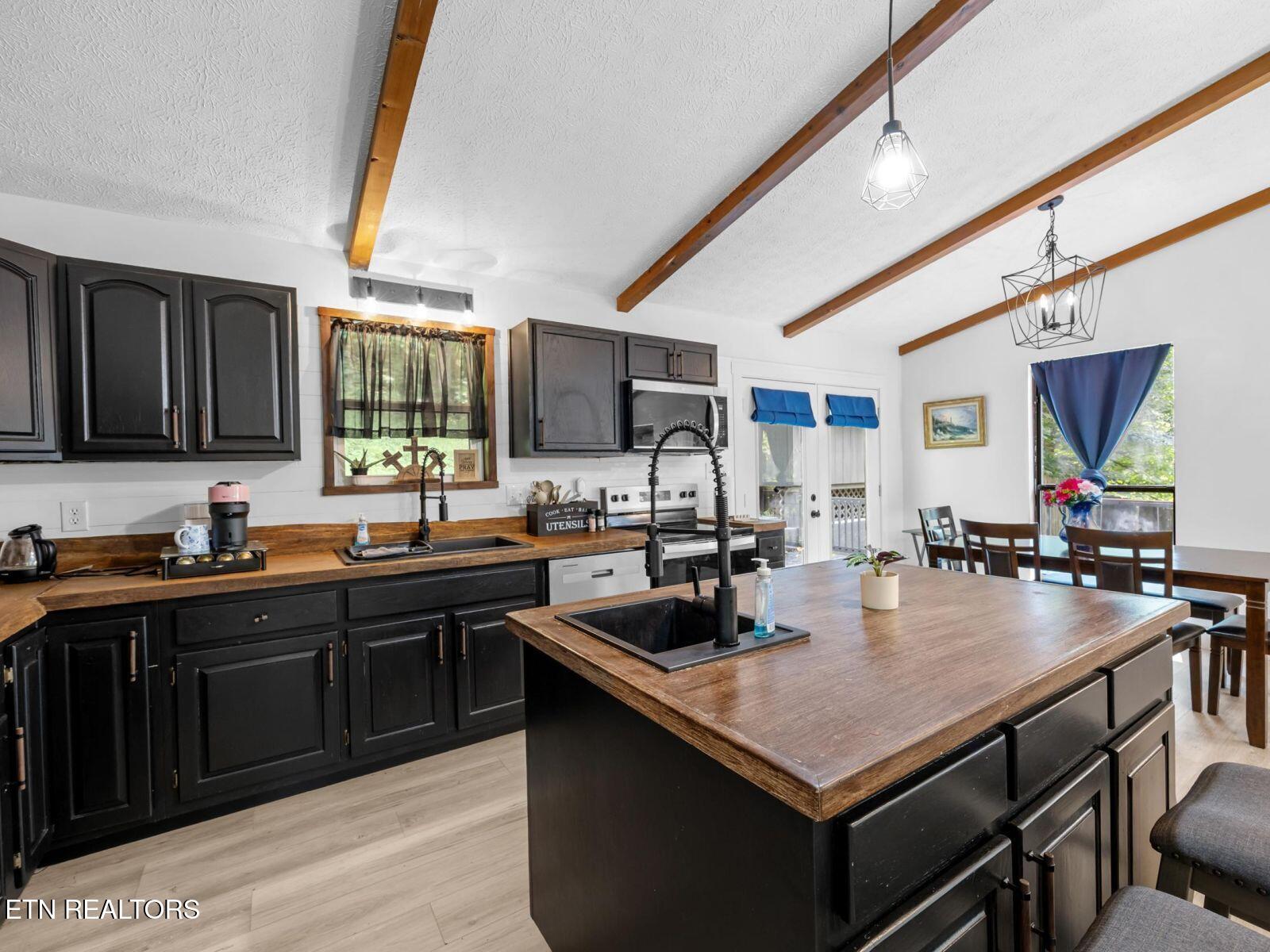 806 Gamble Drive