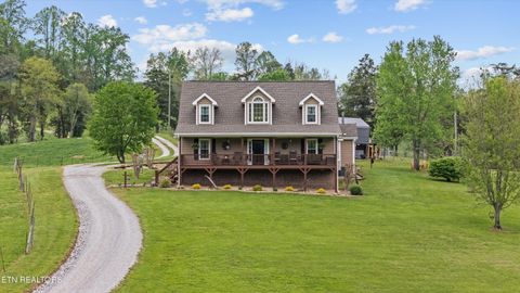 3073 Dutch Valley Rd Washburn TN 37888