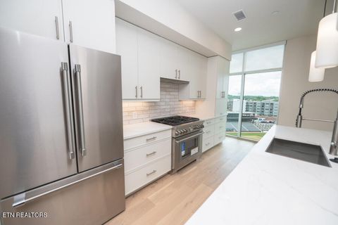 Tiny photo for 122 Stadium Way #814, Knoxville, TN 37915 (MLS # 1345658)