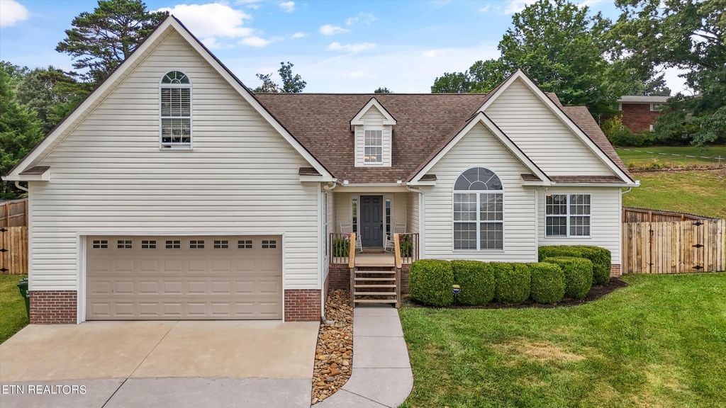 Photo of 128 Alpine Drive, Corryton, TN 37721 (MLS # 1267941)