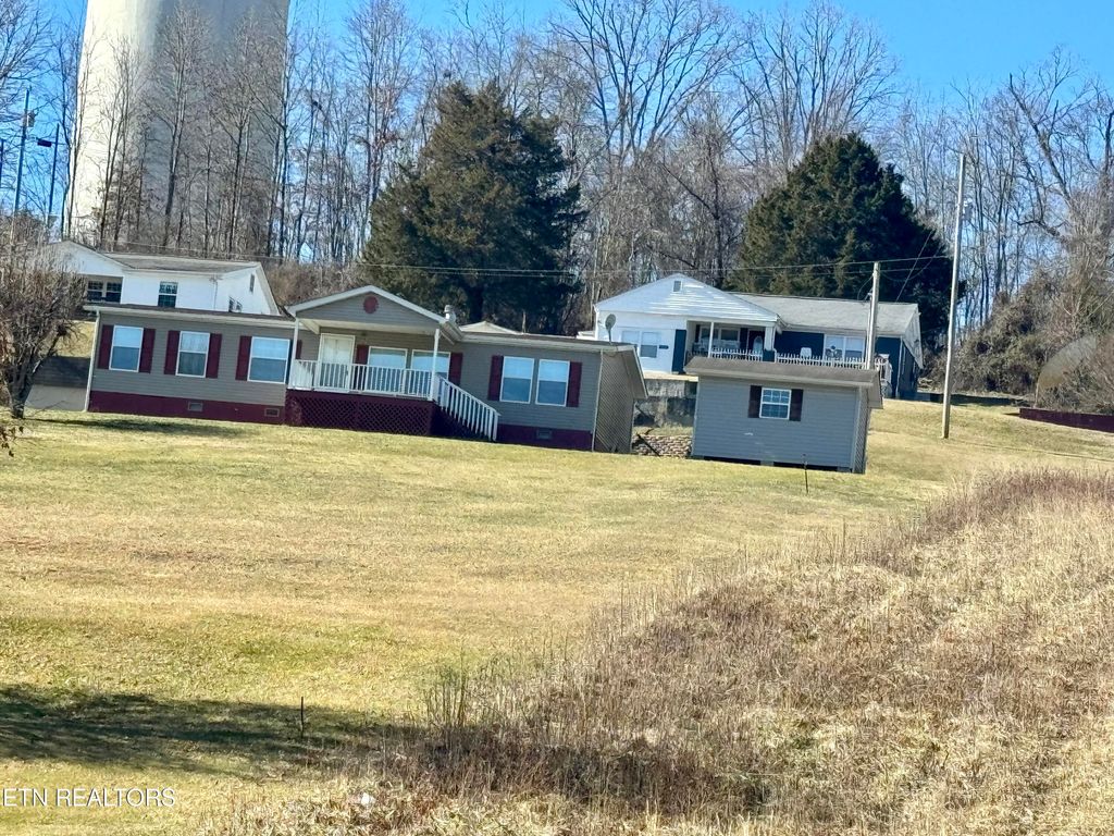 Photo of 509 FAN St, Tazewell, TN 37879 (MLS # 1252617)