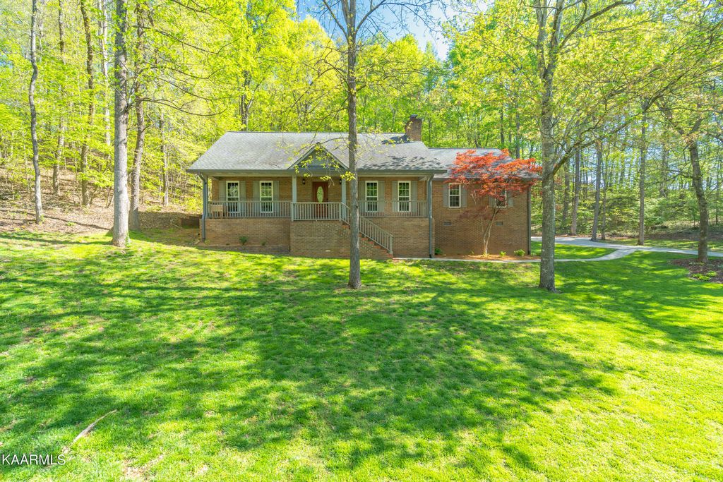Photo of 3848 Dovefield Court, Louisville, TN 37777 (MLS # 1223782)