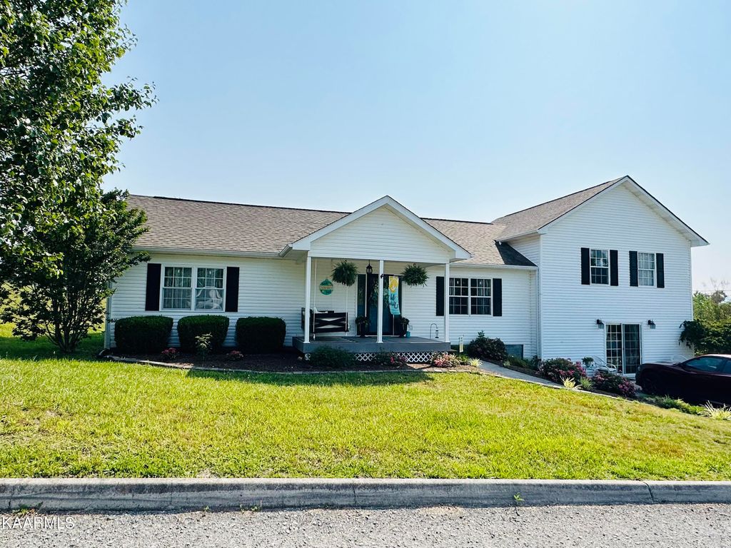 Photo of 165 JEROME Lane, Tazewell, TN 37879 (MLS # 1229675)