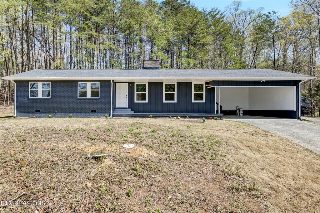 Photo of 151 Ivanhoe Rd, Clinton, TN 37716 (MLS # 1295829)