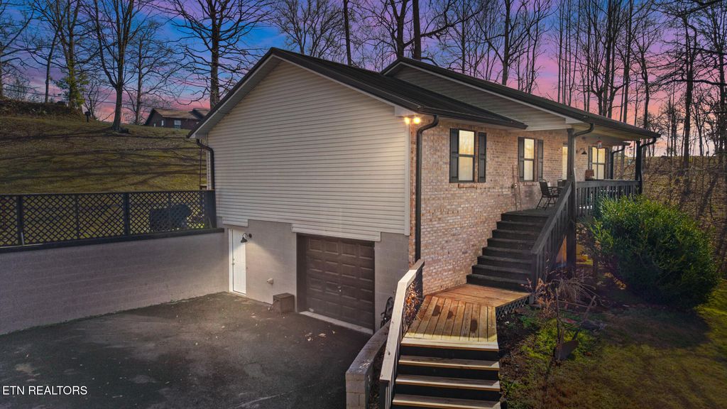 Photo of 366 Booker Rd. Rd, Maynardville, TN 37807 (MLS # 1329362)