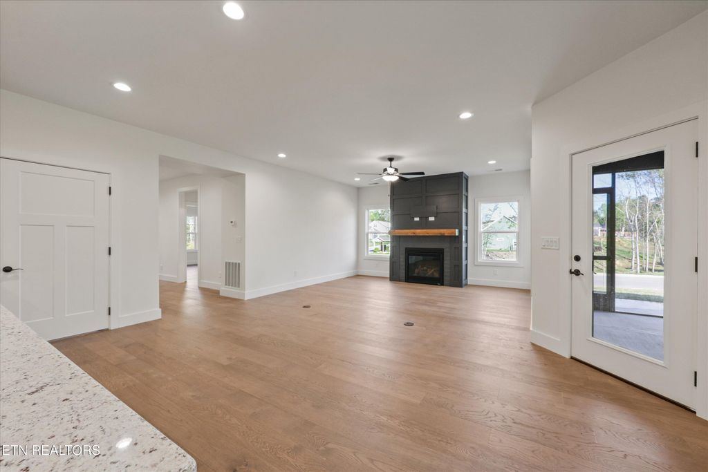 Photo of 800 Greenhead Lane, Knoxville, TN 37924 (MLS # 1336033)