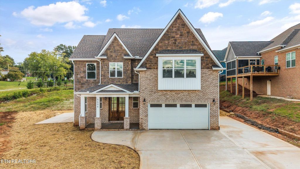 Photo of 5606 Belle Maison Lane, Knoxville, TN 37920 (MLS # 1317441)