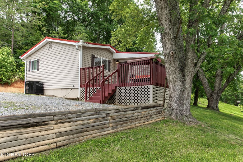 Photo of 1249 Mccarter Hollow Rd, Sevierville, TN 37862 (MLS # 1308605)