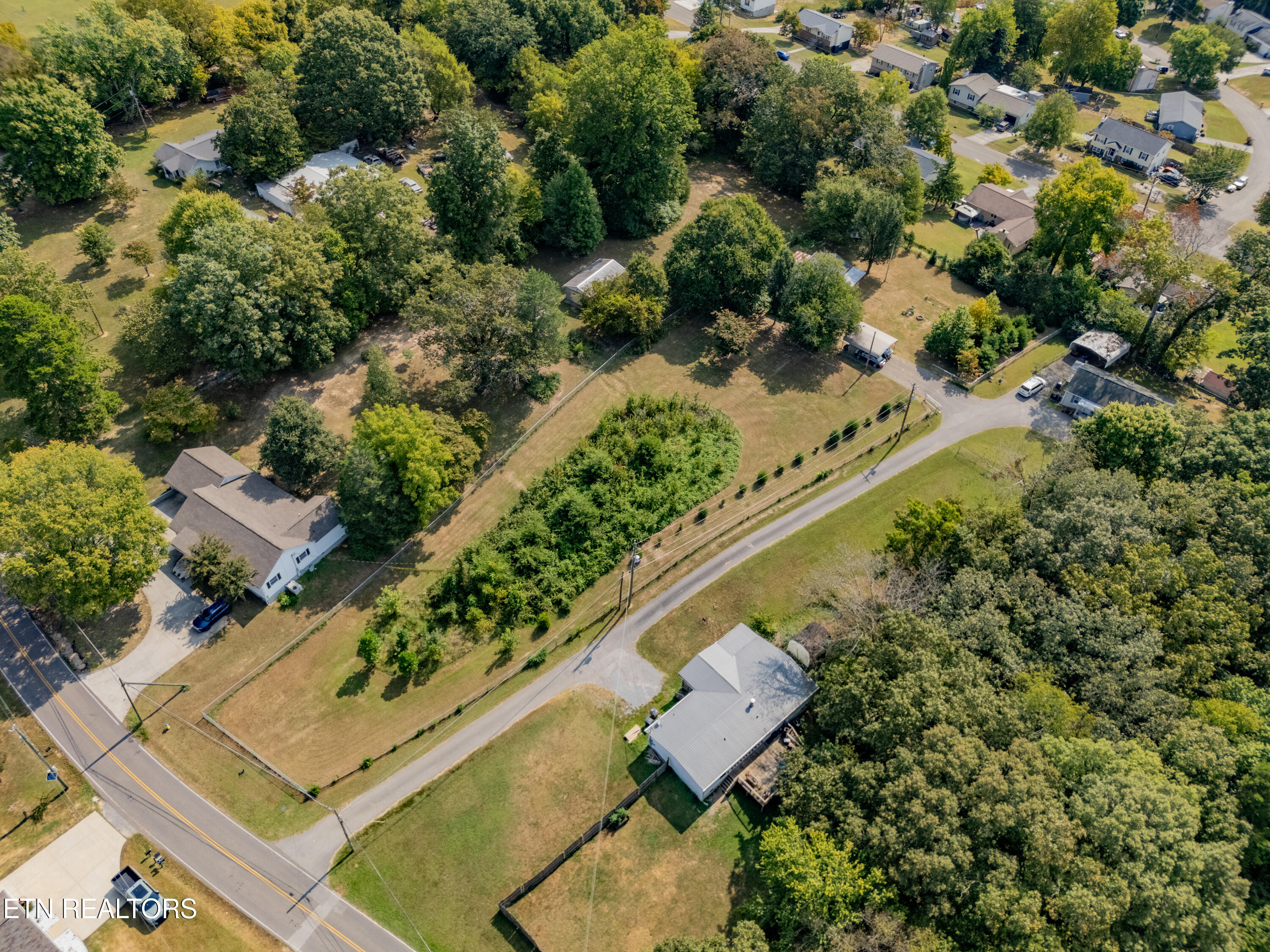 View Knoxville, TN 37921 property