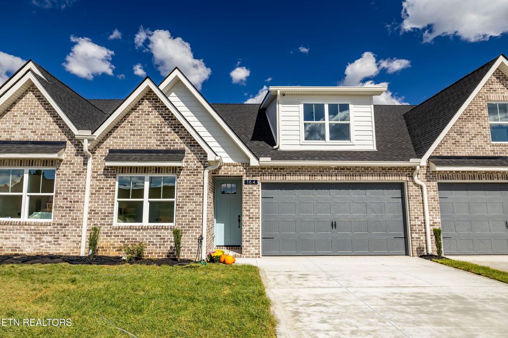 Photo of 164 River Park Lane, Sweetwater, TN 37874 (MLS # 1317037)