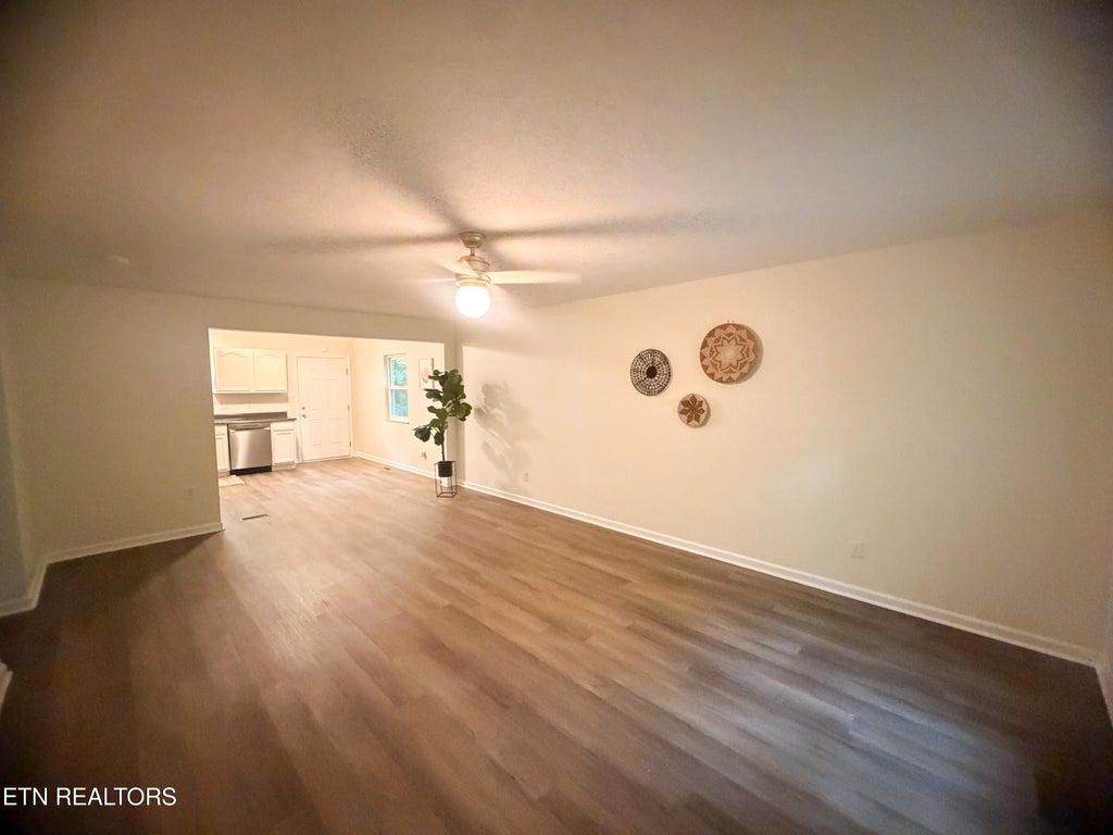 Photo of 498 NW Bazel Rd, Harriman, TN 37748 (MLS # 1352517)