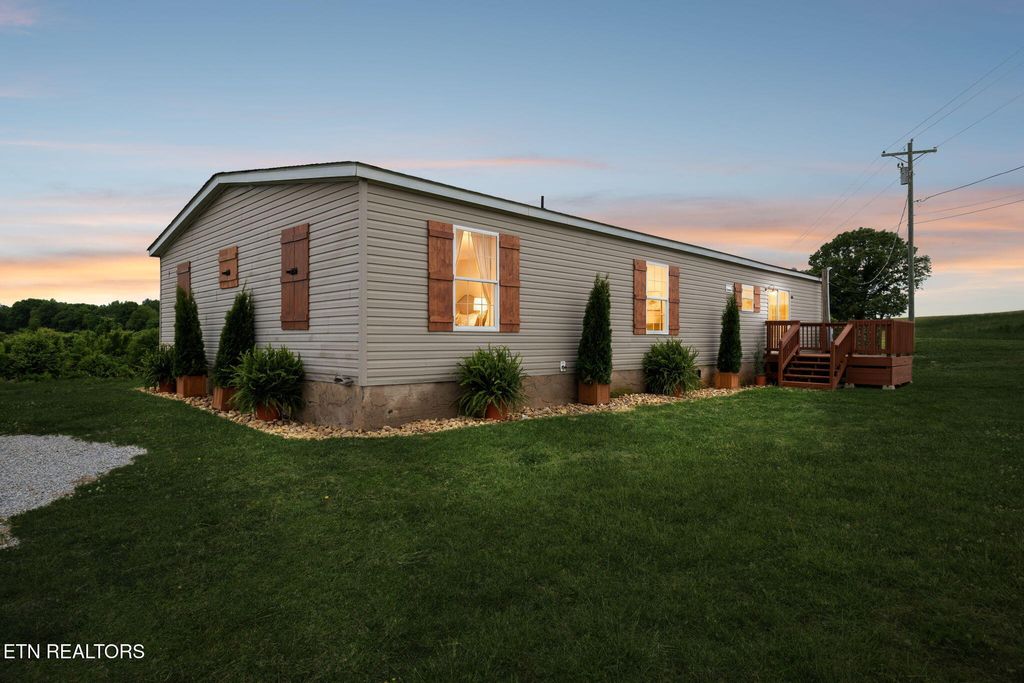 Photo of 550 Head Of Creek Rd, Sweetwater, TN 37874 (MLS # 1340532)