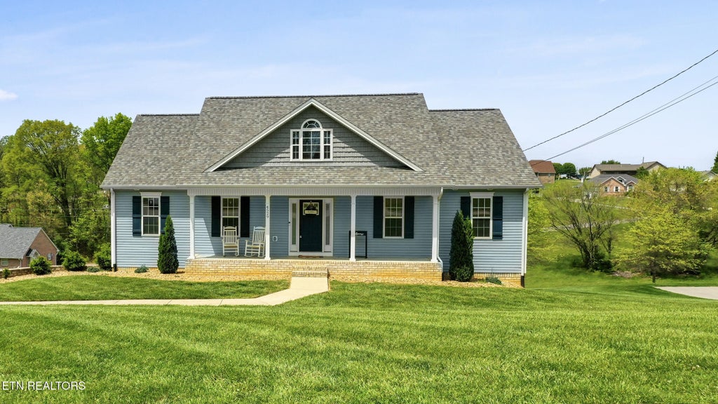 Photo of 4529 Westover Place, Morristown, TN 37813 (MLS # 1298316)