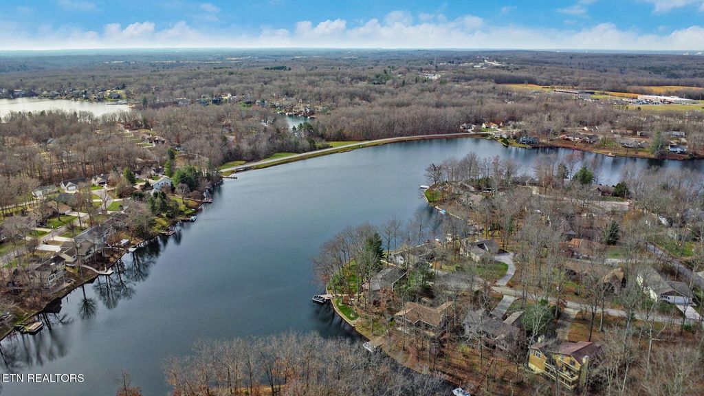 Photo of 137 Shore Lane, Fairfield Glade, TN 38558 (MLS # 1324472)