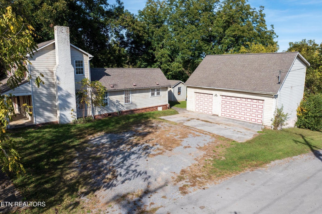 Photo of 4505 Sing Lane, Louisville, TN 37777 (MLS # 1360659)