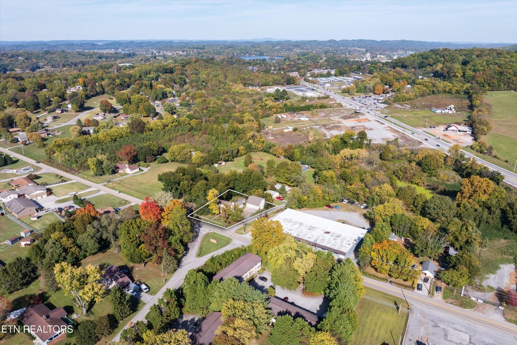 Photo of 4505 Sing Lane, Louisville, TN 37777 (MLS # 1360659)