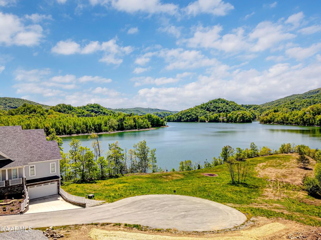 Photo of 2245 Owen Payne Lane, Tazewell, TN 37879 (MLS # 1228018)