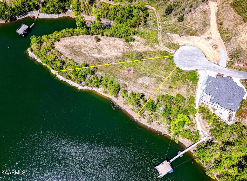 Photo of 2245 Owen Payne Lane, Tazewell, TN 37879 (MLS # 1228018)