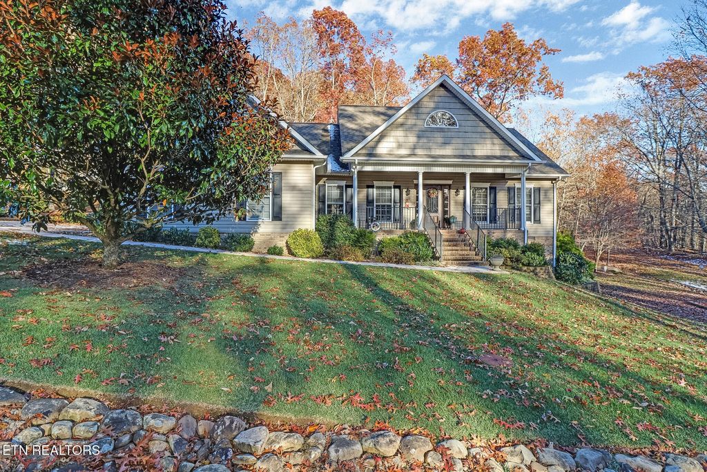 Photo of 105 Kings Down Drive, Fairfield Glade, TN 38558 (MLS # 1321639)