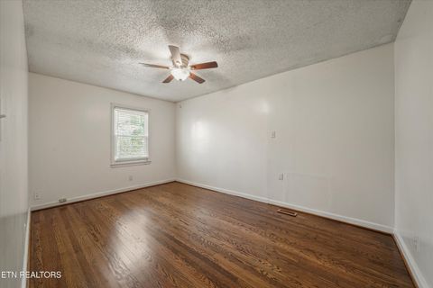 Tiny photo for 5614 Wassman Rd, Knoxville, TN 37912 (MLS # 1334277)