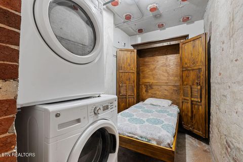 Tiny photo for 222 N Central St #B8, Knoxville, TN 37902 (MLS # 1331183)