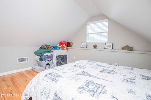 Tiny photo for 506 Mc Caslin Ave, Sweetwater, TN 37874 (MLS # 1332385)