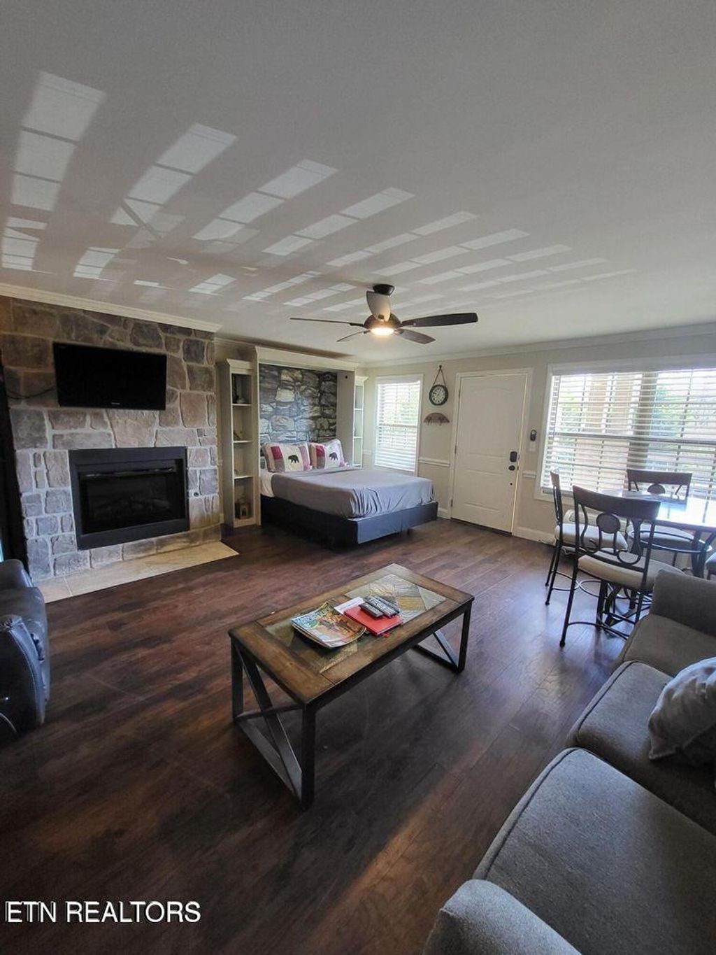 Photo of 7239 E Lamar Alexander Pkwy #202, Townsend, TN 37882 (MLS # 1291441)