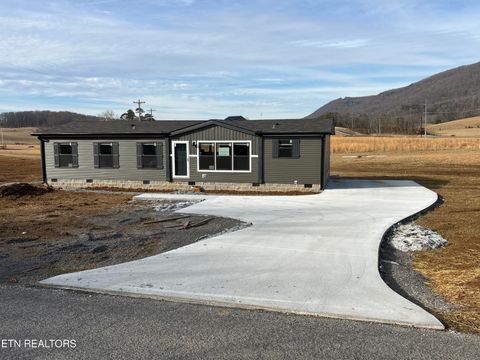 150 B & B Drive Speedwell TN 37870