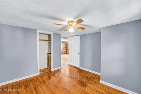 Tiny photo for 1013 E Drive, Knoxville, TN 37920 (MLS # 1324339)