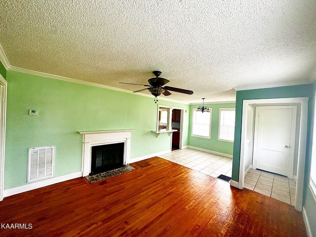 Photo of 206 Boxwood Ave, Alcoa, TN 37701 (MLS # 1227174)