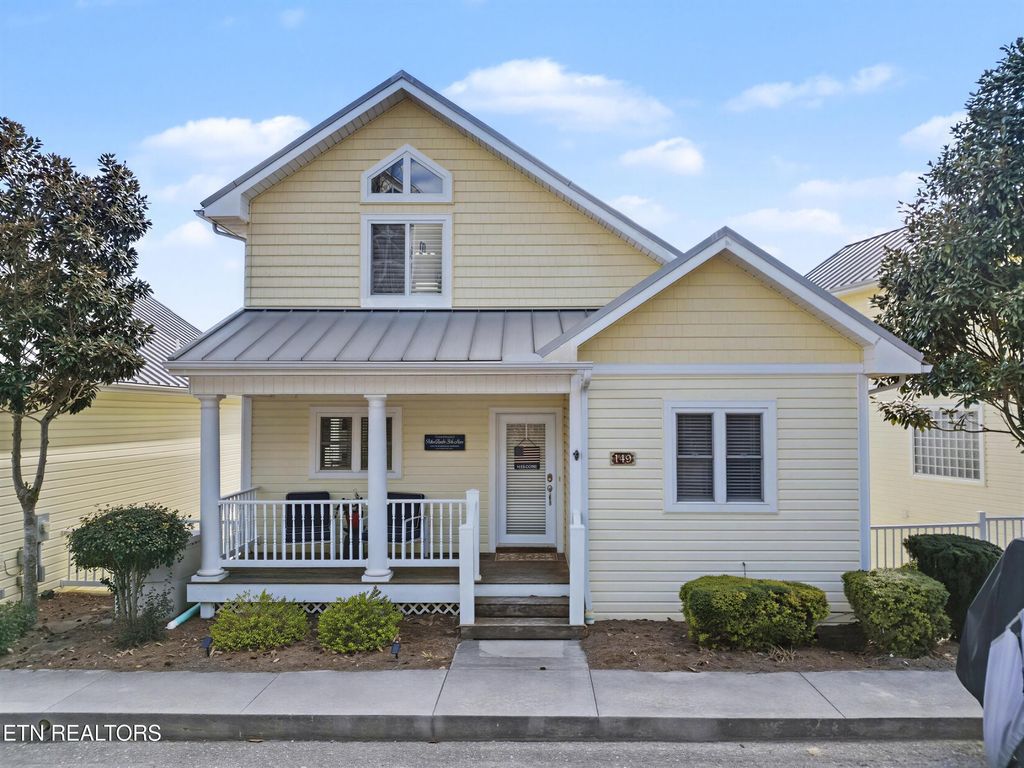 Photo of 149 W Deer Village Lane, LaFollette, TN 37766 (MLS # 1333379)