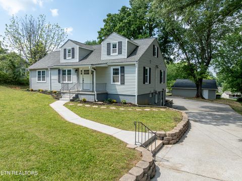 2208 Sanderson Rd Knoxville TN 37921
