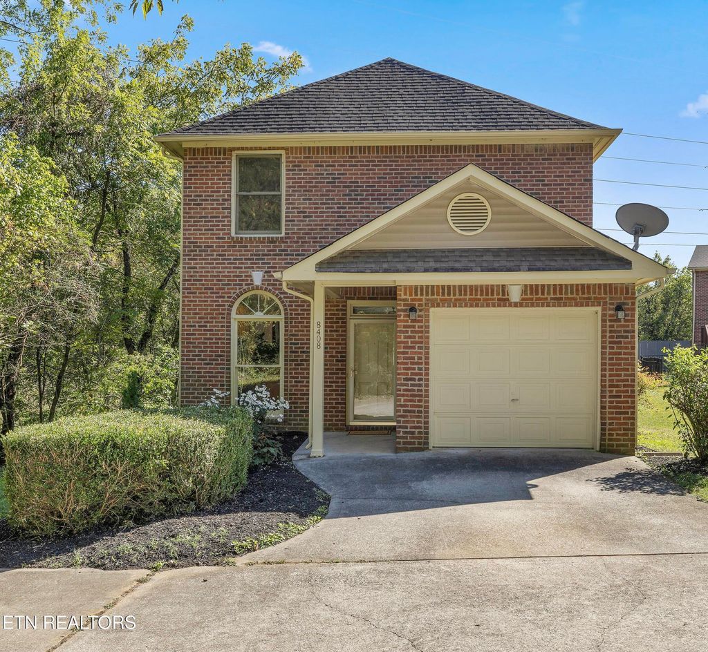 Photo of 8408 Woodbend Tr, Knoxville, TN 37919 (MLS # 1317411)
