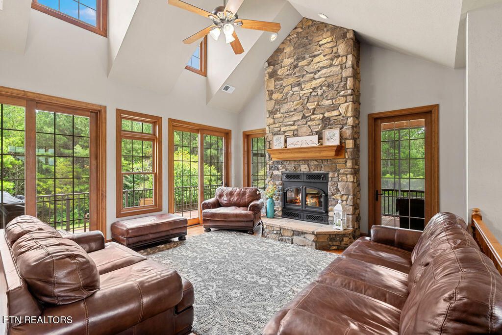 Photo of 1410 Ward Rd, Loudon, TN 37774 (MLS # 1329133)