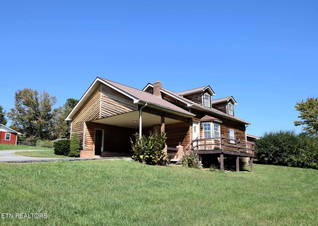 Photo of 1934 Ball St, Tazewell, TN 37879 (MLS # 1314567)