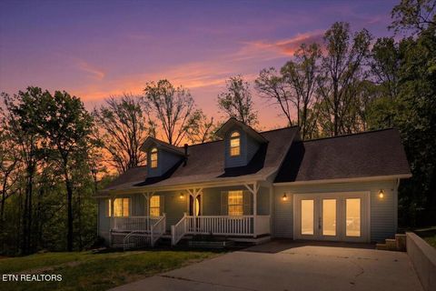 Photo of 820 Sand Cut Rd, Oneida, TN 37841 (MLS # 1337210)