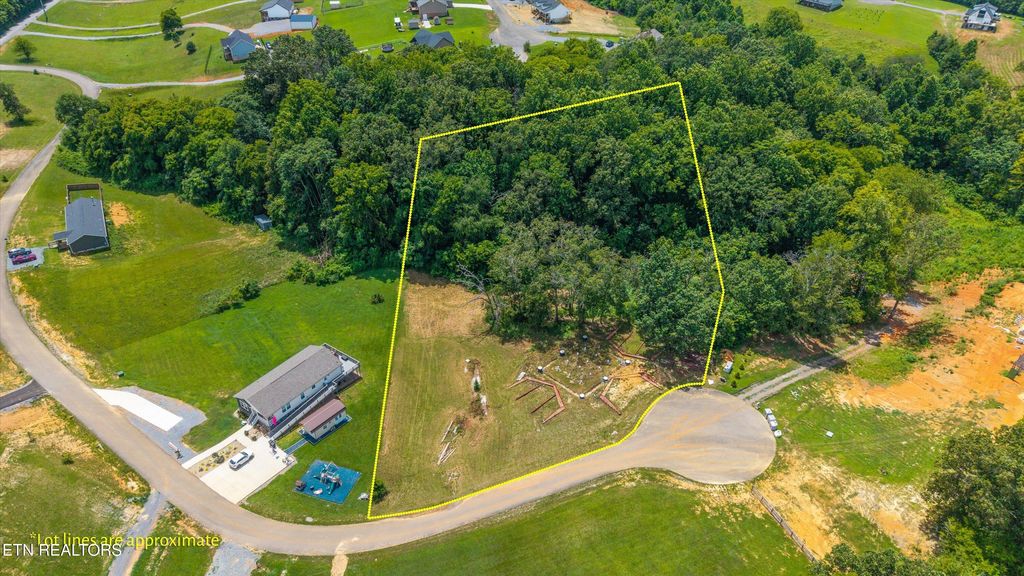 Photo of Siesta Dr, Newport, TN 37821 (MLS # 1318475)