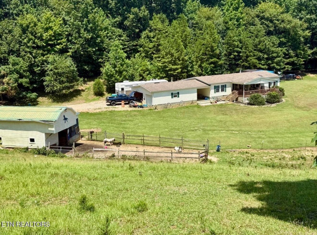 Photo of 1410 Old Chisholm Tr, Dandridge, TN 37725 (MLS # 1356071)