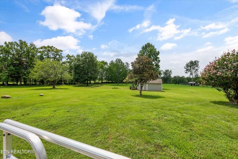 Tiny photo for 220 Autumn Lane, Madisonville, TN 37354 (MLS # 1350163)