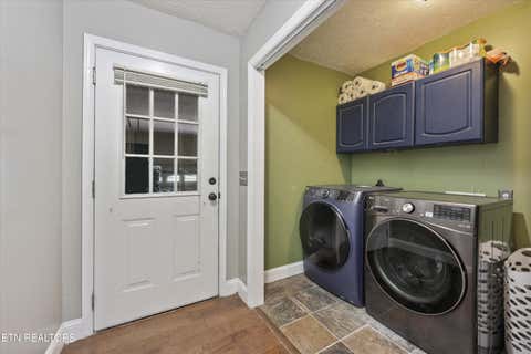 Tiny photo for 220 Autumn Lane, Madisonville, TN 37354 (MLS # 1350163)
