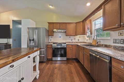 Tiny photo for 220 Autumn Lane, Madisonville, TN 37354 (MLS # 1350163)