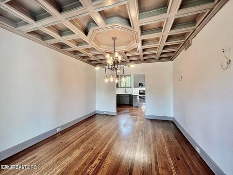 Tiny photo for 3061 Kingston Pike, Knoxville, TN 37919 (MLS # 1338685)