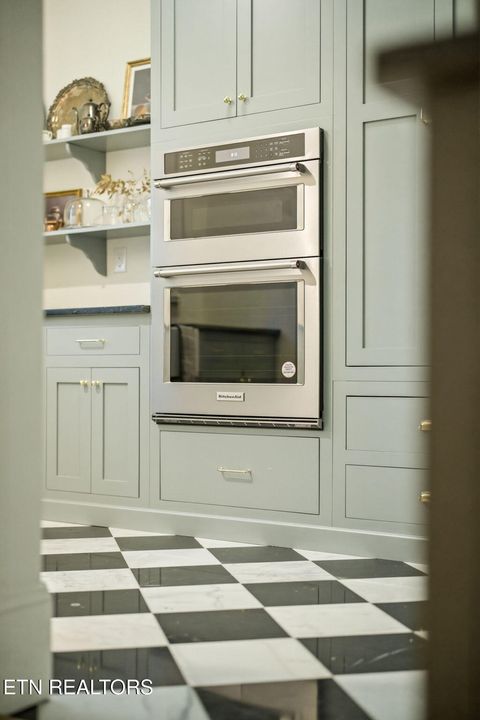 Tiny photo for 406 Lancaster Court, Morristown, TN 37814 (MLS # 1332505)