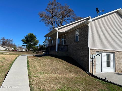 Tiny photo for 845 Quiet Oaks Way, Dandridge, TN 37725 (MLS # 1322999)
