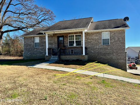 Photo of 845 Quiet Oaks Way, Dandridge, TN 37725 (MLS # 1322999)