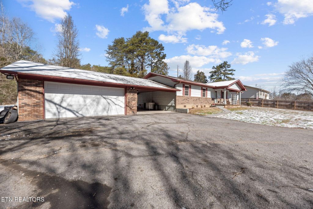 Photo of 1968 E Wolf Valley Rd, Heiskell, TN 37754 (MLS # 1290750)