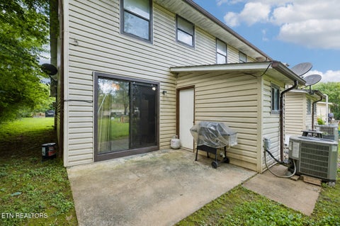 Tiny photo for 5216 Tillery Rd, Knoxville, TN 37912 (MLS # 1350369)